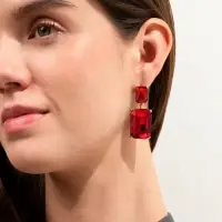 Серьги со стразами &laquo;Клео&raquo;, классика, красные в золоте