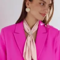 Кольцо для платка &laquo;Цветок Лилии&raquo;, белое в золоте