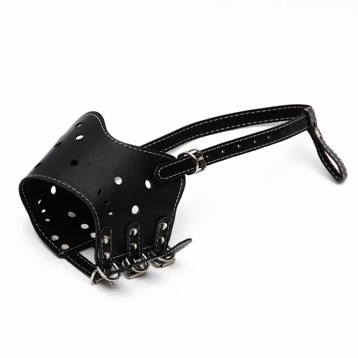 Намордник из прессованной кожи регулируемый, 4 (длина по носу 8.8 см, обхват морды 29-35 см), чёрный