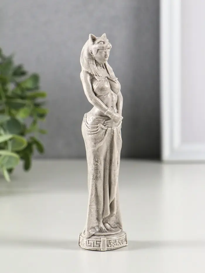 Фигура гипс "Богиня Египта" 14х3 см, под камень Фигура гипс "Богиня Египта" 14х3 см, под камень