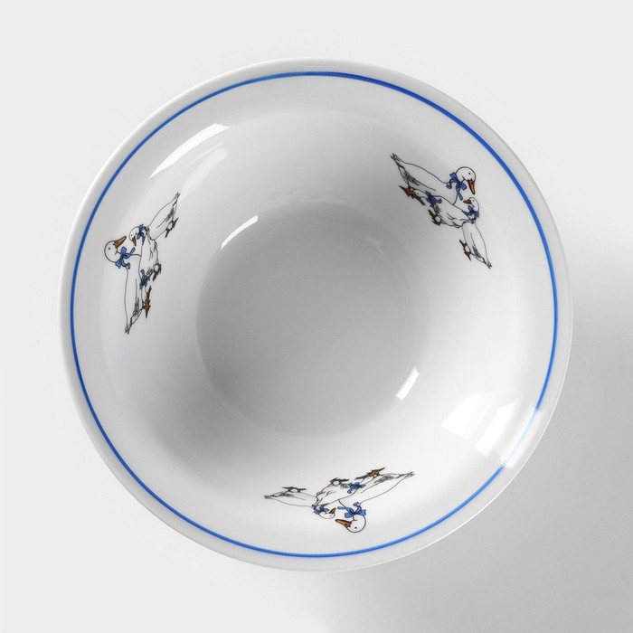 Тарелка фарфоровая «Гуси», 550 мл, рисунок микс Тарелка фарфоровая «Гуси», 550 мл, рисунок микс