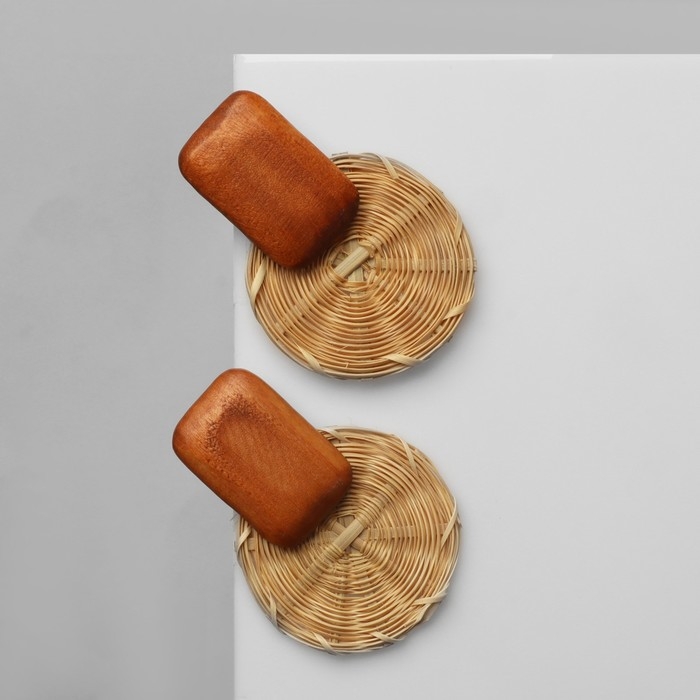 Серьги из дерева «Ваканда» стиль, плетёный диск, цвет бежево-коричневый Серьги из дерева «Ваканда» стиль, плетёный диск, цвет бежево-коричневый