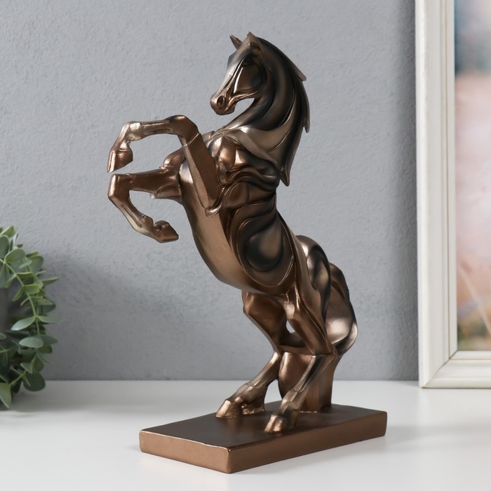 Сувенир полистоун Сувенир полистоун "Жеребец на дыбах" медный 25х9,7х29,9 см