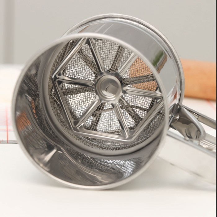 Просеиватель для муки Доляна, 2 уровня, цвет серебристый Просеиватель для муки Доляна, 2 уровня, цвет серебристый