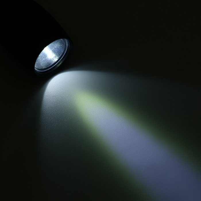 Фонарь ручной аккумуляторный 3 Вт, 300 лм, 500 мАч, XPE, 3 режима, USB Фонарь ручной аккумуляторный 3 Вт, 300 лм, 500 мАч, XPE, 3 режима, USB