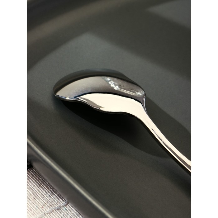 Ложка для мороженого из нержавеющей стали Magistro, длина 13 см, цвет серебряный Ложка для мороженого из нержавеющей стали Magistro, длина 13 см, цвет серебряный