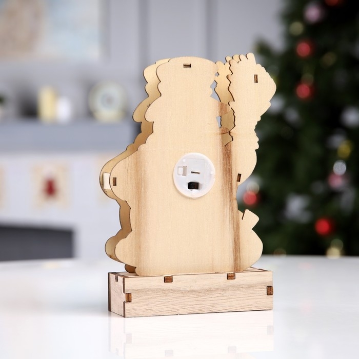 Светодиодная фигура «Снеговик с подарками» 13 × 20 × 2.5 см, дерево, батарейки LR1130х3 (в комплекте), свечение тёплое белое