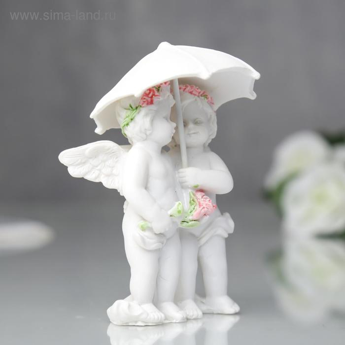 Сувенир полистоун "Ангелочки под зонтиком в розовых веночках" 8,5х6,7х6,5 см