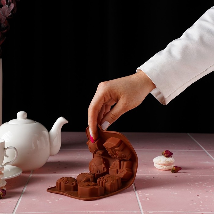 Форма для мармелада Доляна «Машинки», силикон, 21×11 см, 8 ячеек (4,3×3,5 см), цвет коричневый Форма для мармелада Доляна «Машинки», силикон, 21×11 см, 8 ячеек (4,3×3,5 см), цвет коричневый