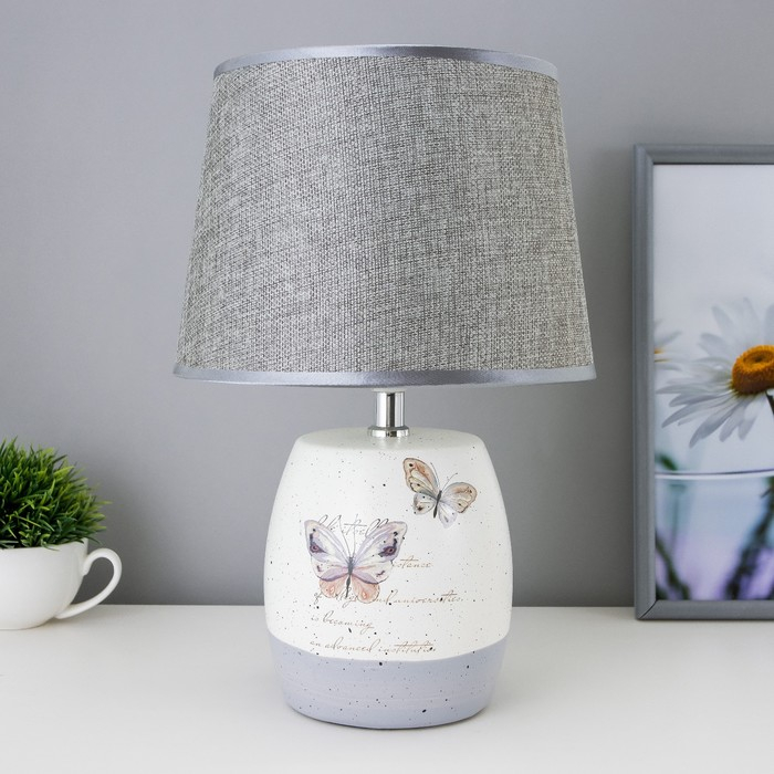 Лампа настольная  Лампа настольная "Бабочки" 1xE14 40вт белый-серый 24х24х33 см RISALUX