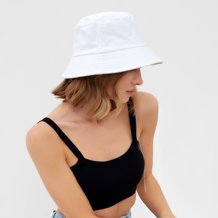Панама женская MINAKU с цепочкой, цвет белый, р-р 56--58 Панама женская MINAKU с цепочкой, цвет белый, р-р 56--58