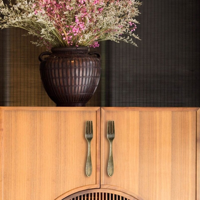 Ручка-скоба Ручка-скоба "Вилка" CAPPIO RSC002, м/о 76 мм, цвет античная бронза