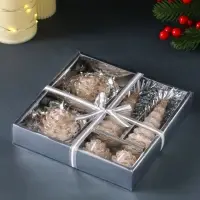 Набор свечей &laquo;Ёлочки и шишки&raquo;, 6 шт., 18.5&times;18.5&times;3.5 см