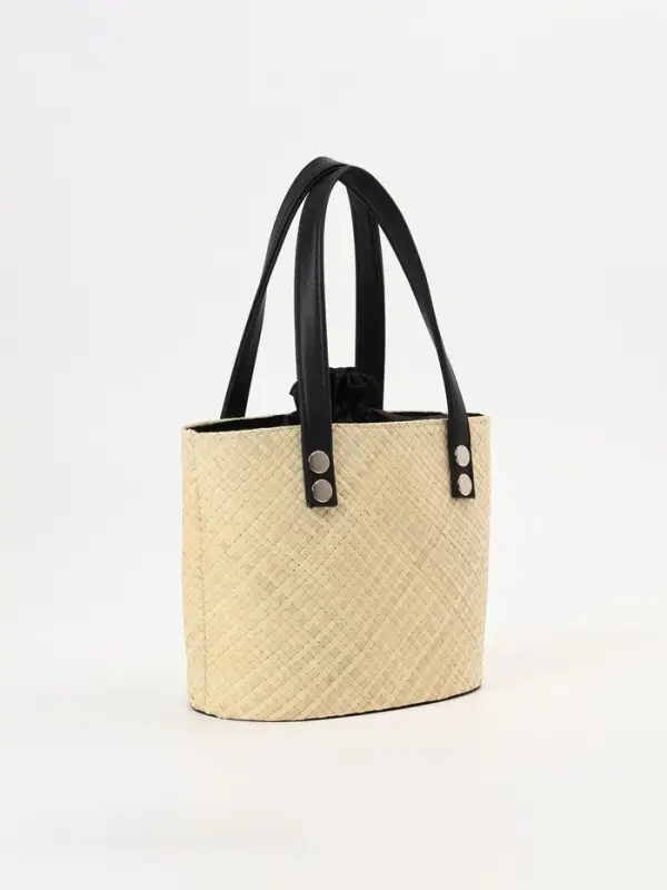 Сумка плетёная из пандана, 23&times;14&times;35 см, бежево-чёрная