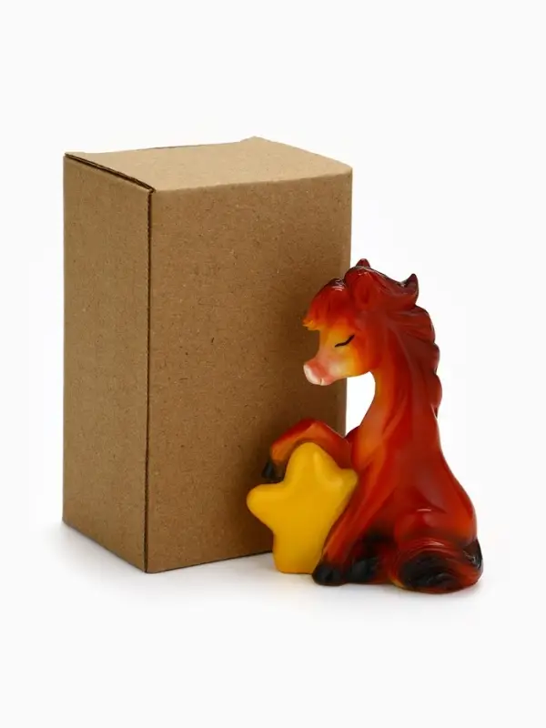 Фигурка новогодняя «Лошадка со звездой» полистоун 9 см Фигурка новогодняя «Лошадка со звездой» полистоун 9 см