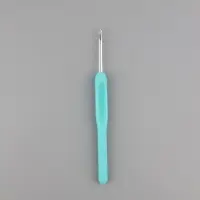 Крючок для вязания, с пластиковой ручкой, d = 3 мм, 14 см, цвет голубой