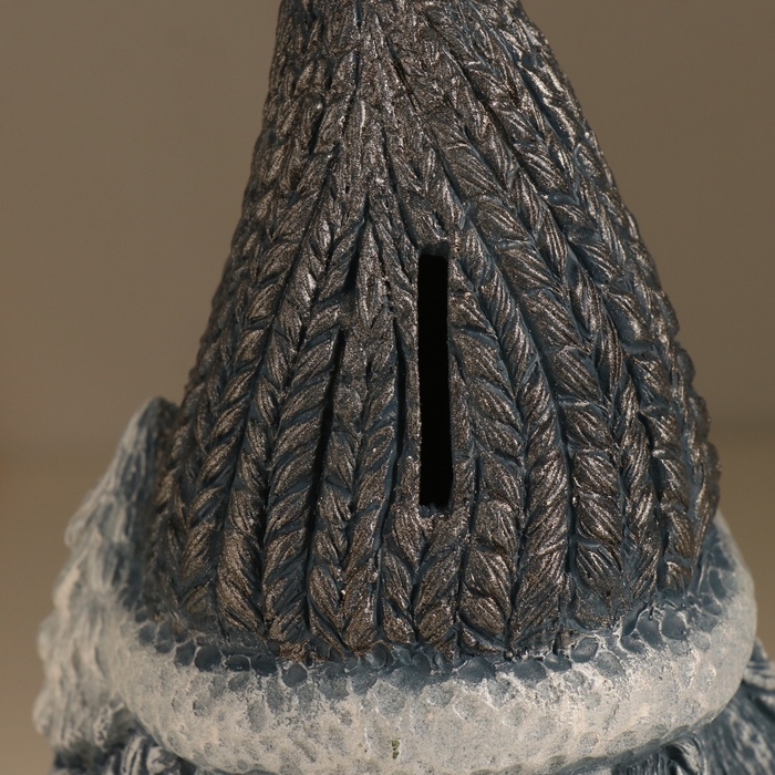 Копилка  Копилка "Новогодний гном"  19 х11 х 10,5 см.