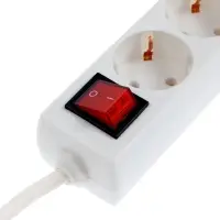 Удлинитель Luazon Lighting, 3 розетки, 5 м, 10 А, 3500 Вт, 3&times;1.5 мм2, с заземлением, с выключателем, белый