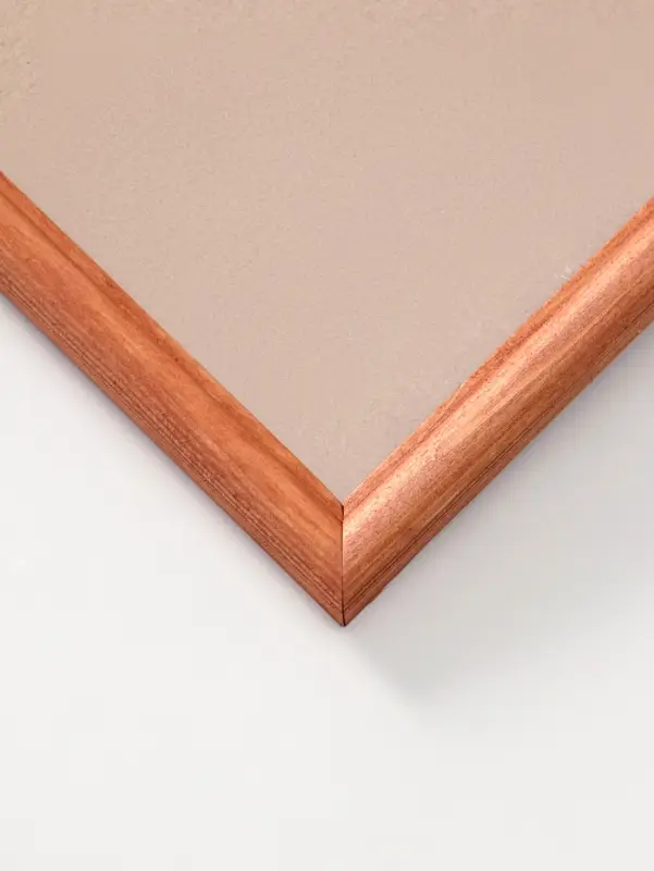 Фоторамка дерево 50х70 см, орех №1 (пластиковый экран)