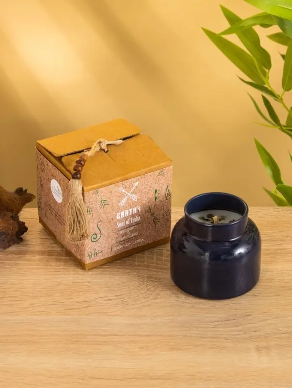 Свеча с травами в банке Earthy collection Свеча с травами в банке Earthy collection "Palo Santo&Sweet grass" 200 гр, соевый воск