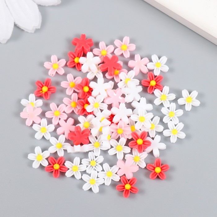 Декор для творчества пластик Декор для творчества пластик "Незабудки белые, красные, розовые"набор 70 шт 0,8х0,8 см