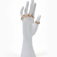 Подставка для украшений QF &laquo;Рука&raquo; 7.5&times;6&times;24, белая