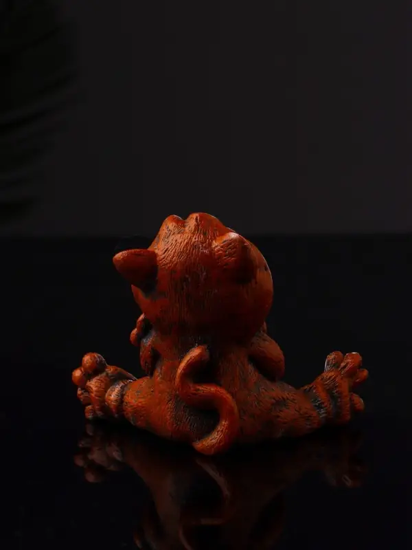 Фигурка полистоун &laquo;Кот эгоист&raquo;, 7.1&times;8.7&times;5 см