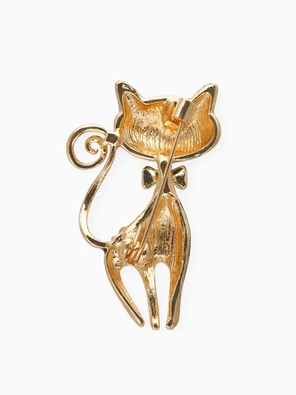 Брошь &laquo;Кошечка&raquo;, с сердечком, чёрная в золоте