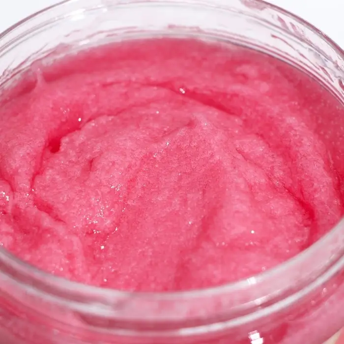 Скраб-пилинг для тела Dream Nature, клубничный, 720 г