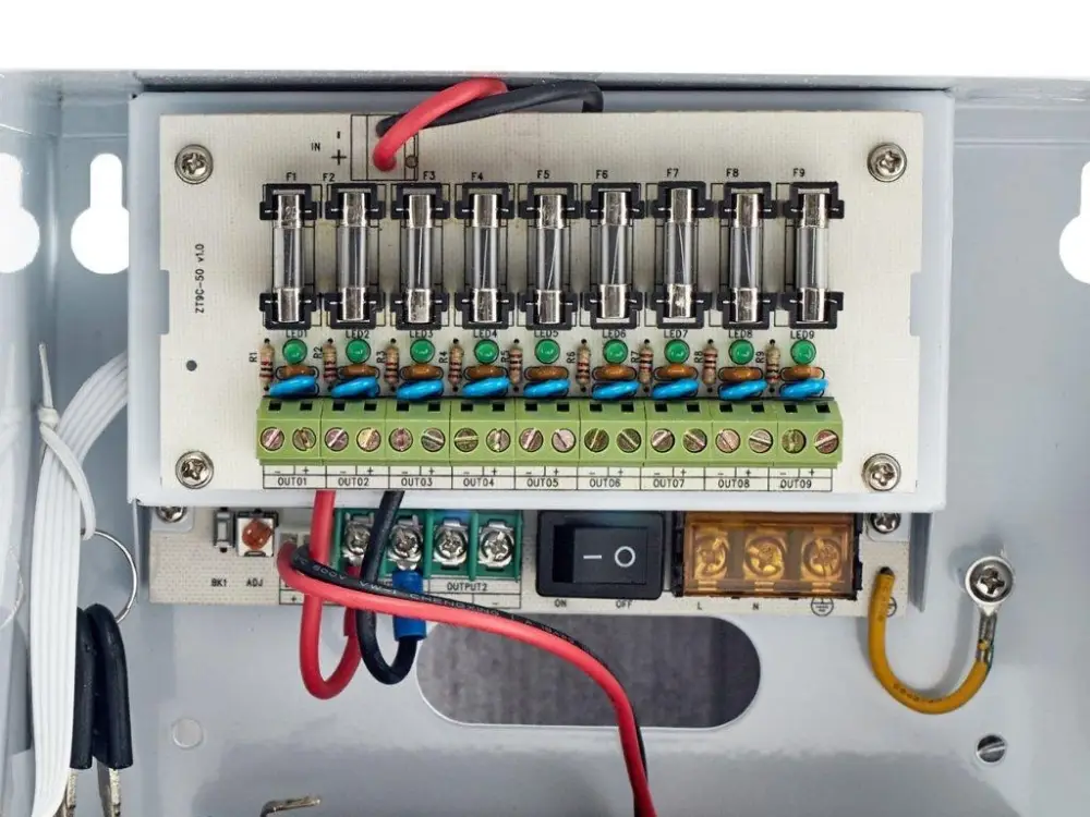 ИБП ISA1205B-09C + аккумулятор M-12V7AH