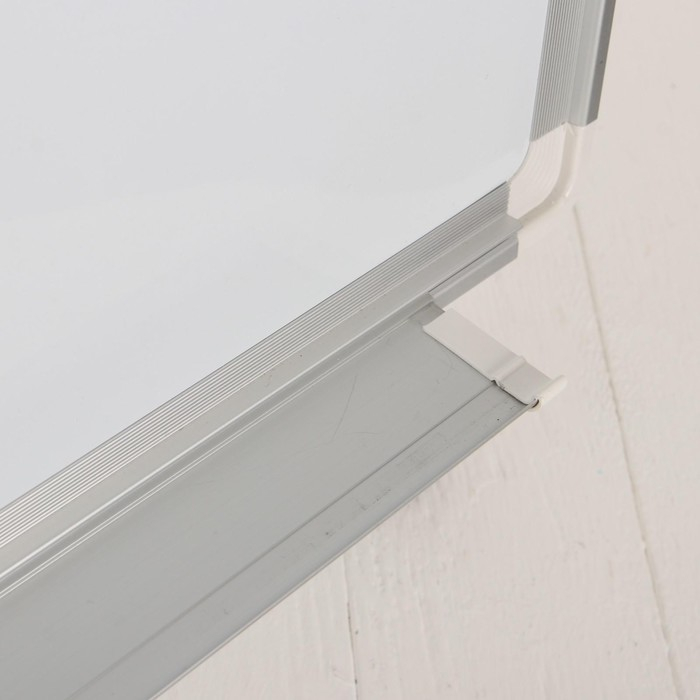 Флипчарт-магнитно-маркерная доска, регулируется по высоте, размер доски — 70 × 100 см Флипчарт-магнитно-маркерная доска, регулируется по высоте, размер доски — 70 × 100 см