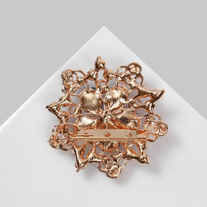 Брошь «Цветок» с ажурными лепестками, цвет радужно-синий в розовом золоте Брошь «Цветок» с ажурными лепестками, цвет радужно-синий в розовом золоте