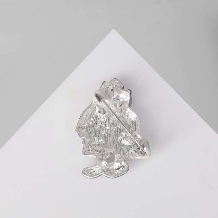 Брошь «Бегемот» спортсмен, цветная в серебре Брошь «Бегемот» спортсмен, цветная в серебре