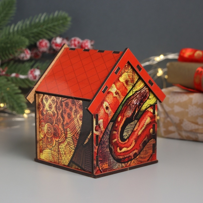 Новогодний чайный домик Новогодний чайный домик "Змея. Удачи" 10,5х9,5х12 см