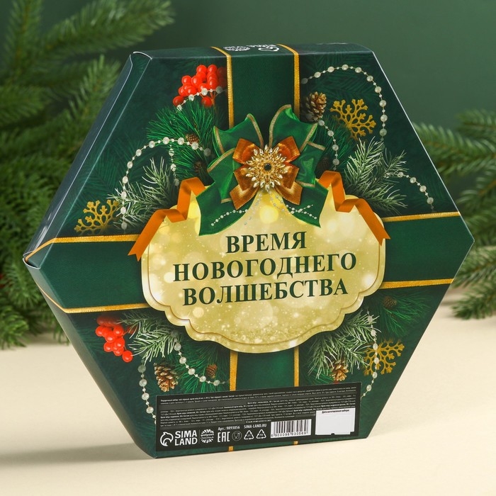Подарочный набор «С новым годом!»: чай чёрный с мятой 50 г., крем-мёд 180 г (6 шт. x 30 г).