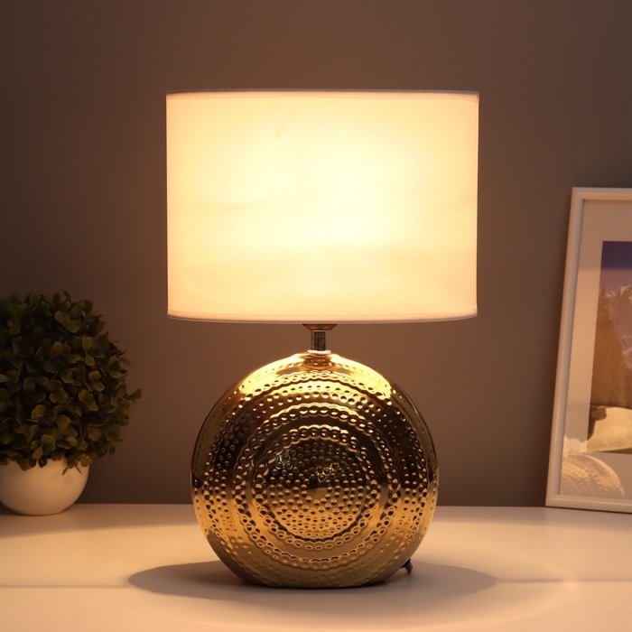 Лампа настольная 7515120TL/1 E27 40Вт золото 24,5х24,5х37 см RISALUX Лампа настольная 7515120TL/1 E27 40Вт золото 24,5х24,5х37 см RISALUX