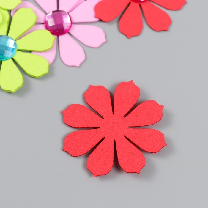 Заготовка из фоамирана Заготовка из фоамирана "Цветочки" 4,5 см, толщ. 1 мм (набор 9 шт) МИКС