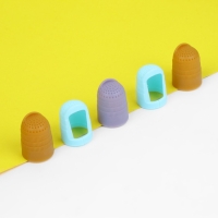 Напёрстки для длинных ногтей, 2,3 × 1,5 см, 5 шт, цвет МИКС
