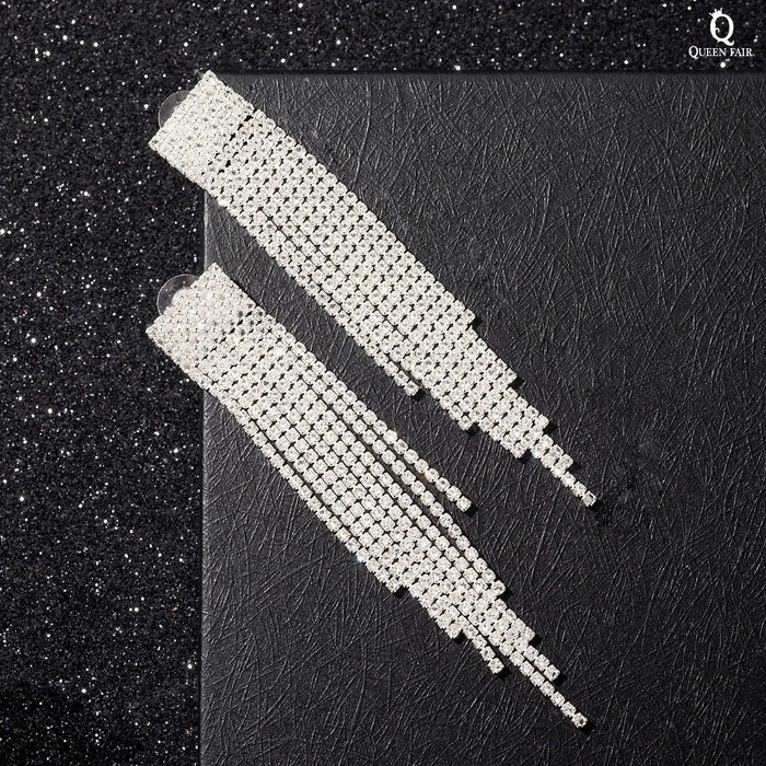 Серьги висячие со стразами «Водопад» крупный квадрат, цвет белый в серебре,10 см Серьги висячие со стразами «Водопад» крупный квадрат, цвет белый в серебре,10 см