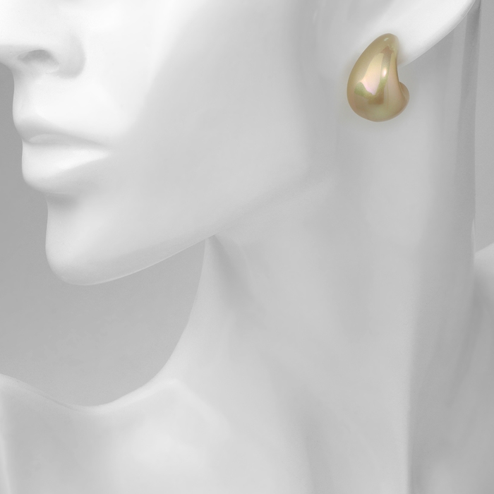 Серьги пластик «Капля» гладкие мини, цвет бежевый Серьги пластик «Капля» гладкие мини, цвет бежевый