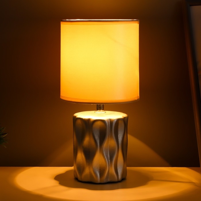 Настольная лампа Настольная лампа "Мюриэль" Е14 40Вт серебро 13х13х26,5 см