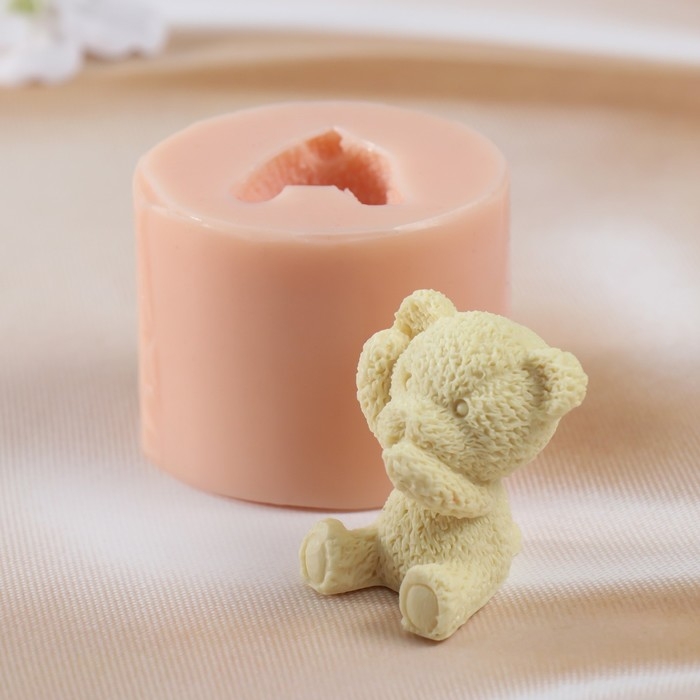 Молд силиконовый Молд силиконовый "Мишка рука у рта" (издел. 3,5х3,5х4 см)