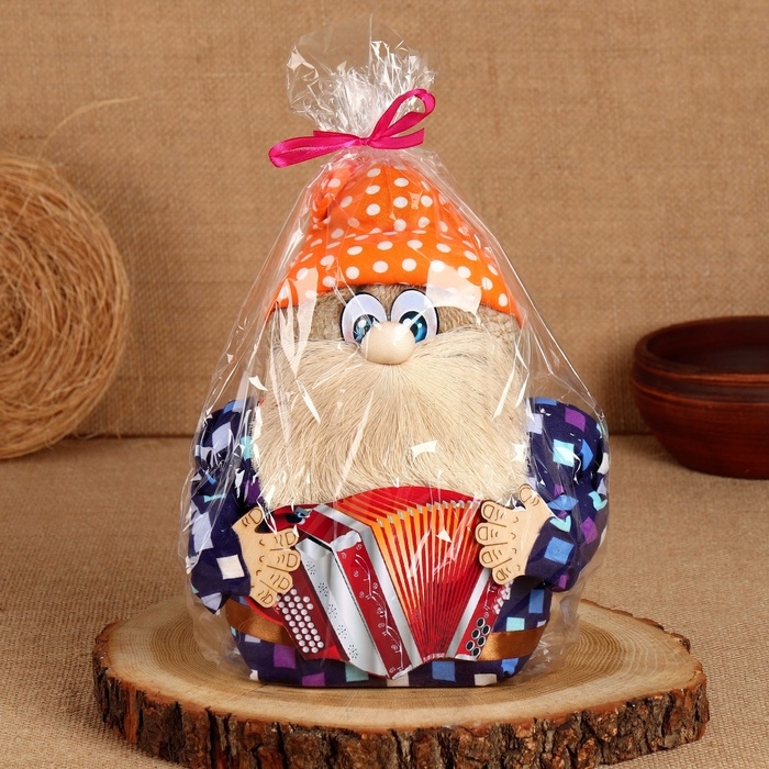 Оберег Оберег "Домовой Петрович", 24 х 24 см