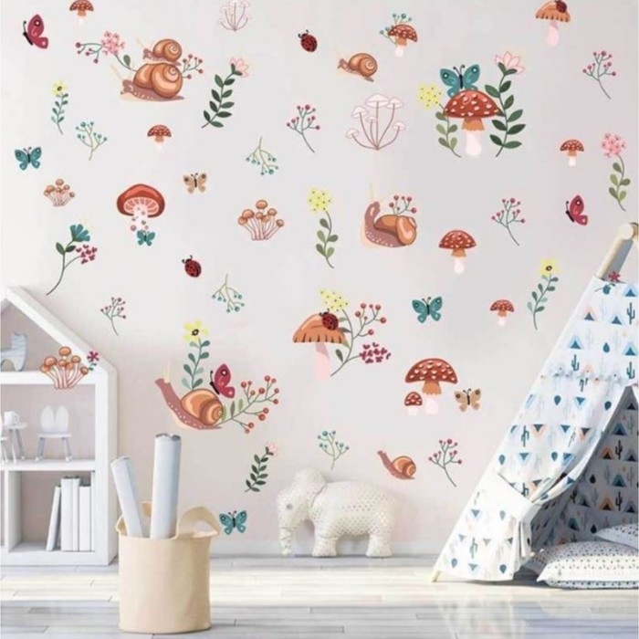 Наклейка пластик интерьерная цветная Наклейка пластик интерьерная цветная "Улитки и грибочки" 30х90 см