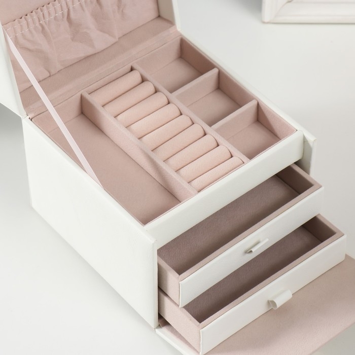 Шкатулка кожзам для украшений  Шкатулка кожзам для украшений "Золотой бантик" серо-белая 15х15х12,7 см