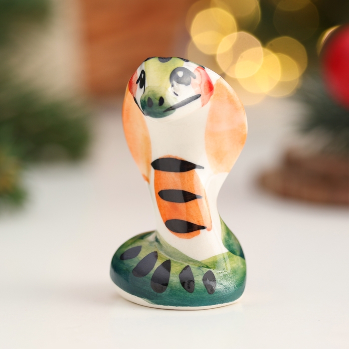 Сувенир символ года Сувенир символ года "Кобра", малая № 1, гжель, цвет, 5.5х3 см