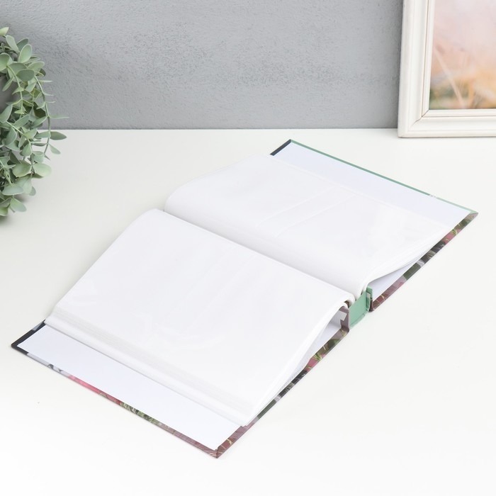 Фотоальбом на 200 фото 10х15 см Фотоальбом на 200 фото 10х15 см "Розовые розы" в коробке 25,8х21х5 см