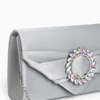 Сумка-клатч женская вечерняя на магните, на цепочке, с декоративной пряжкой, серебристая