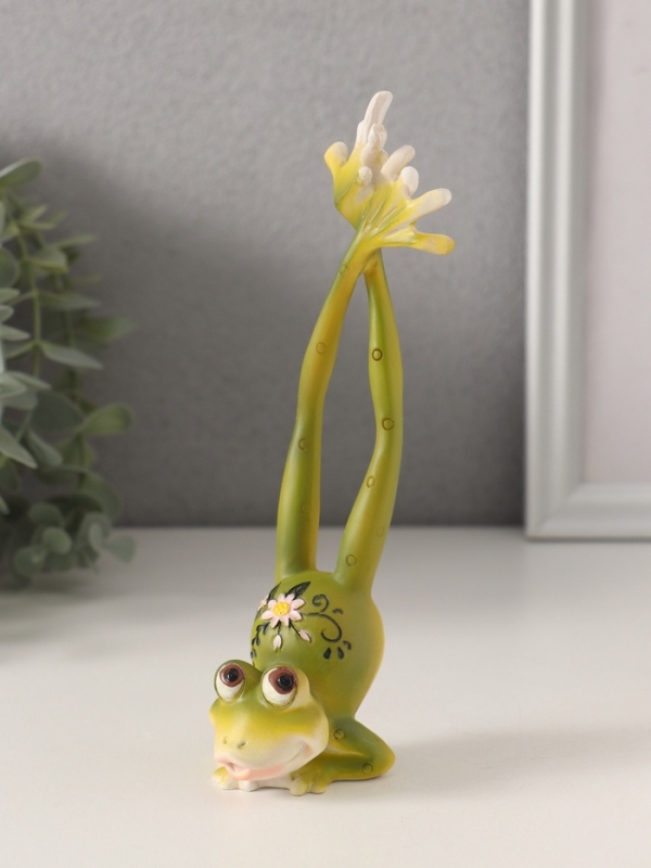 Сувенир полистоун Сувенир полистоун "Лягушонок стоит на лапках, с цветами на спинке" 6х5х17,5 см