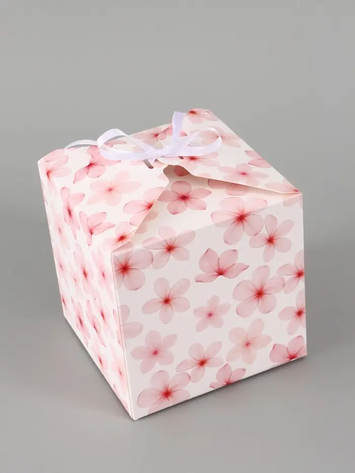 Коробка подарочная складная &laquo;Цветы&raquo;, 12&times;12&times;12 см